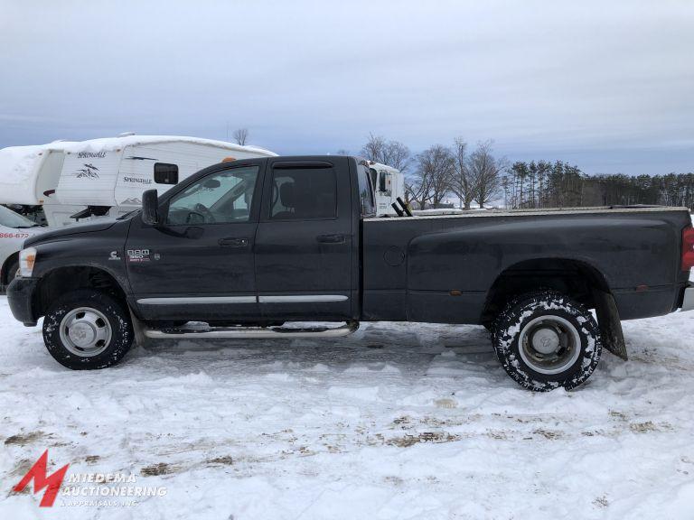 2007 DODGE RAM 3500 D PICKUP, EXTENDED CAB, DUALLY, CUMMINS ENGINE, AUTO TRANSMISSION, 4WD. 188,000