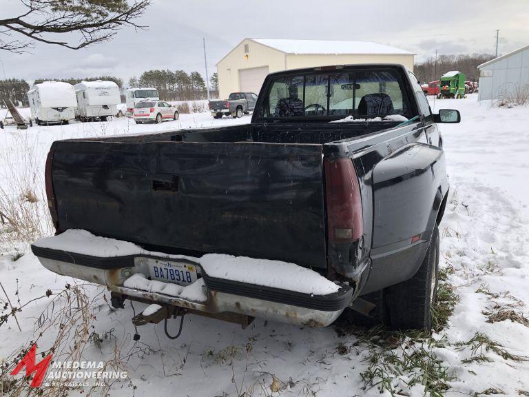 1996 GMC 3500 D PICK UP TRUCK, REG CAB, DUALLY, 195,000 MILES SHOWING