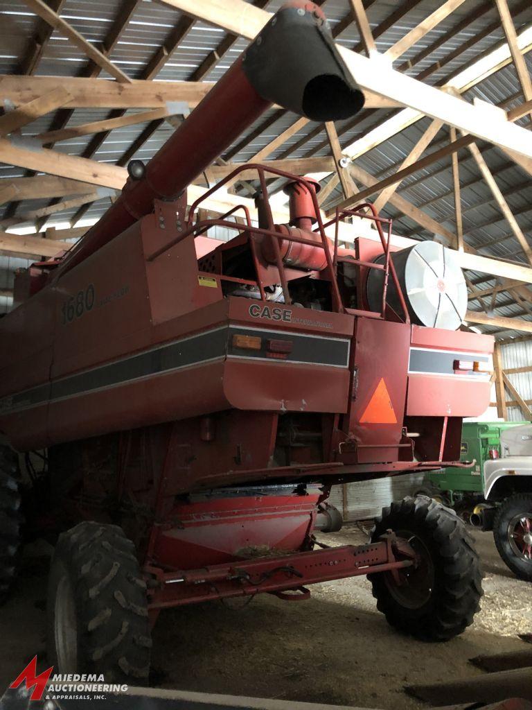 CASE INTERNATIONAL HARVESTER 1680 COMBINE, 1986, DIESEL, DAB, 2WD, AXIAL FLOW, 30.2-3Z DRIVE TIRS, 3