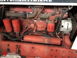 INTERNATIONAL HARVESTER 1086 TRACTOR, 1977, DIESEL, CAB, 2WD, 3 PT, PTO (2), 2 HYDRAULIC OUTLETS, RE