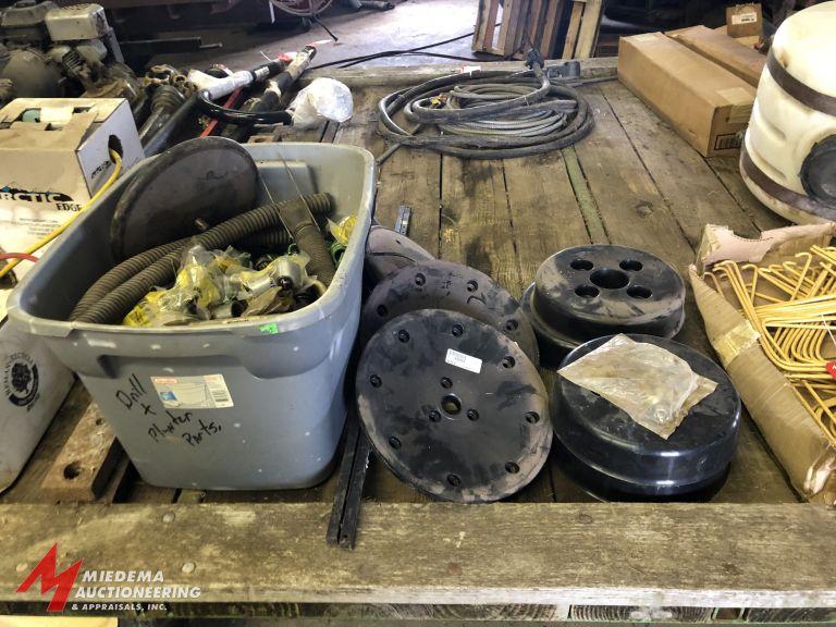 ASSORTED JOHN DEERE CORN PLANTER AND GRAIN MILL PARTS AND COMPONENTS, MANY APPEAR TO BE NEW UNUSED P