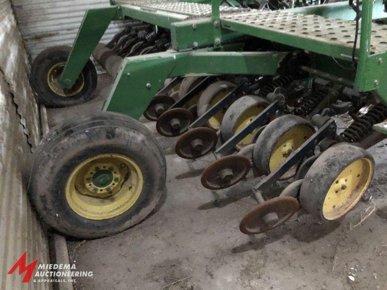 JOHN DEERE 750 GRAIN DRILL, 15' WIDE, GRASS SEEDER, DOLLY WHEEL, UNVERFERTH DRILL FILL, ROW MARK