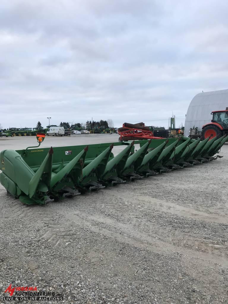 JOHN DEERE 612 CORN HEAD, 2008, STALK MASTER CHOPPING HEAD, HYDRAULIC DECK, UPDATED CLUTCHES