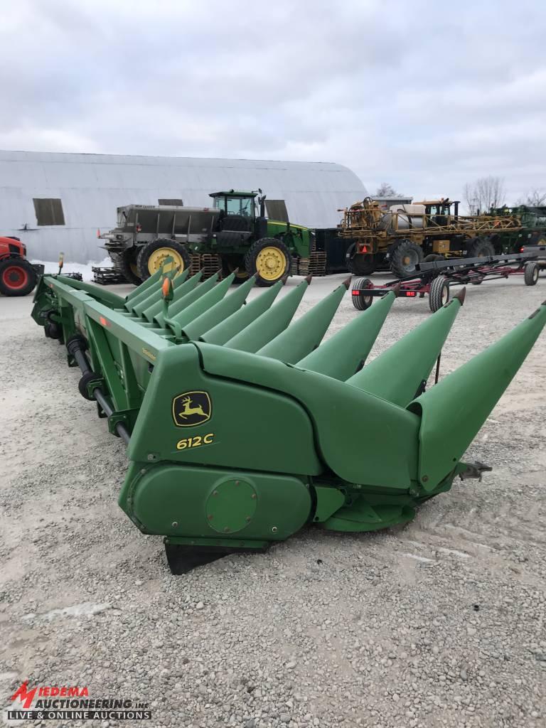 JOHN DEERE 612 CORN HEAD, 2008, STALK MASTER CHOPPING HEAD, HYDRAULIC DECK, UPDATED CLUTCHES