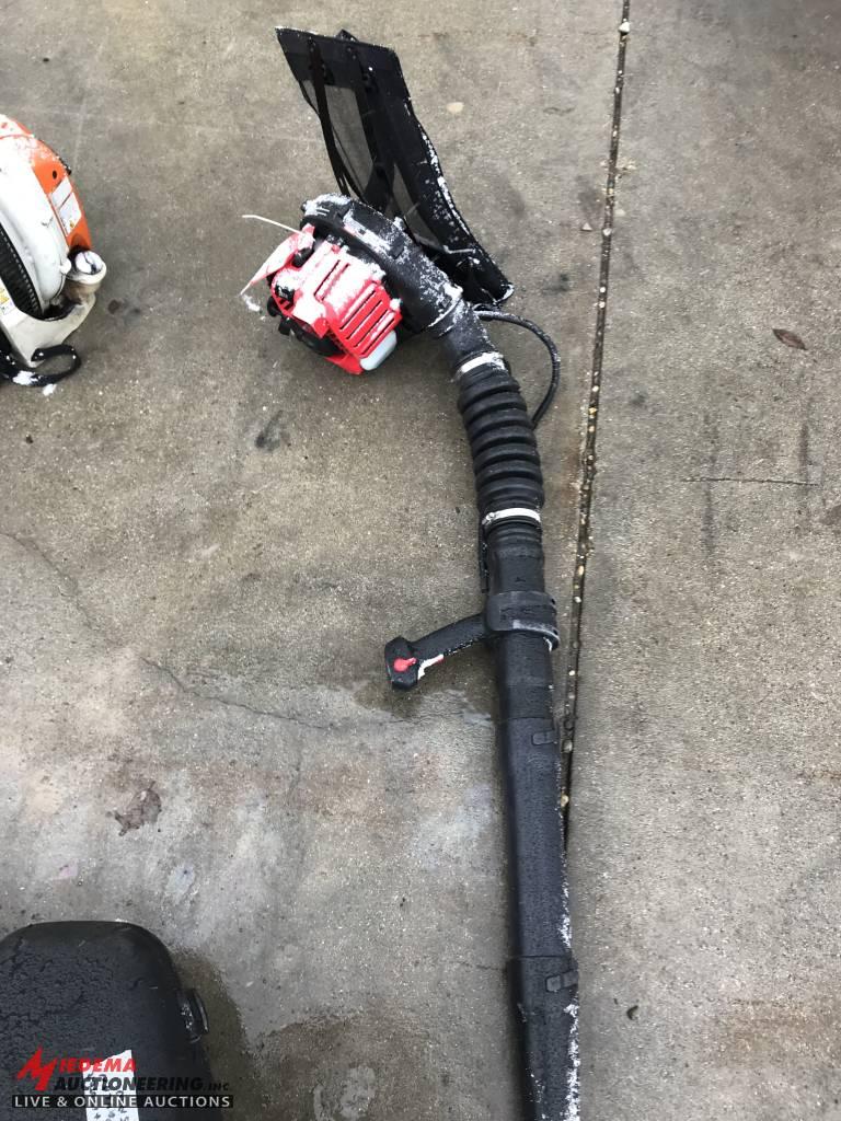 SNAPPER B44 BACK PACK BLOWER