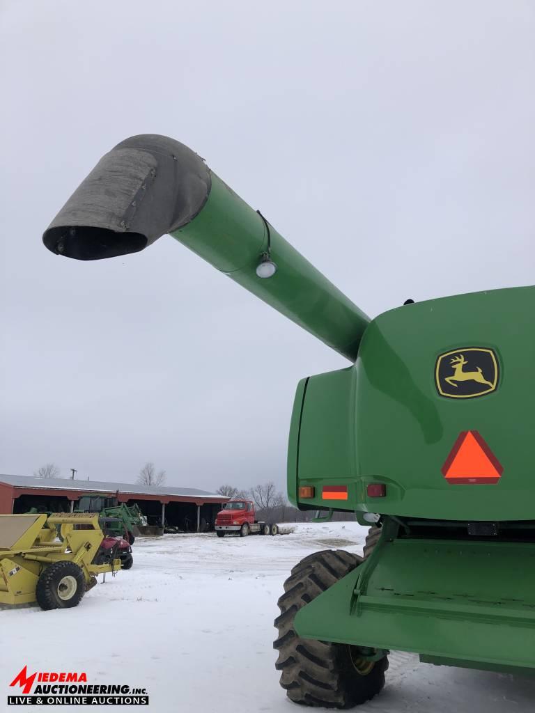 JOHN DEERE 9670 STS COMBINE, CONTOUR MASTER, BULLET ROTOR, 4WD, BIN EXTENSIONS, 2545 ENGINE HOURS,