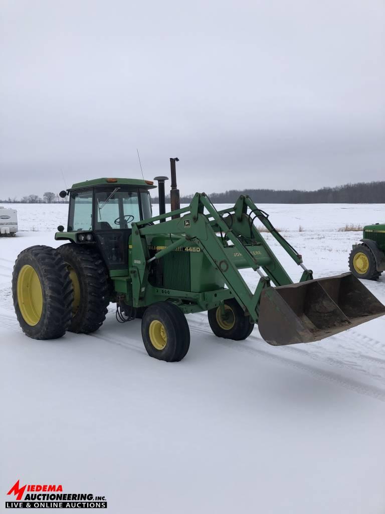 JOHN DEERE 4450 TRACTOR WITH 265 LOADER, 2WD, 5749 HOURS, 18.4R42 DUALS, 2 SEV'S, QUICK HITCH, PTO,