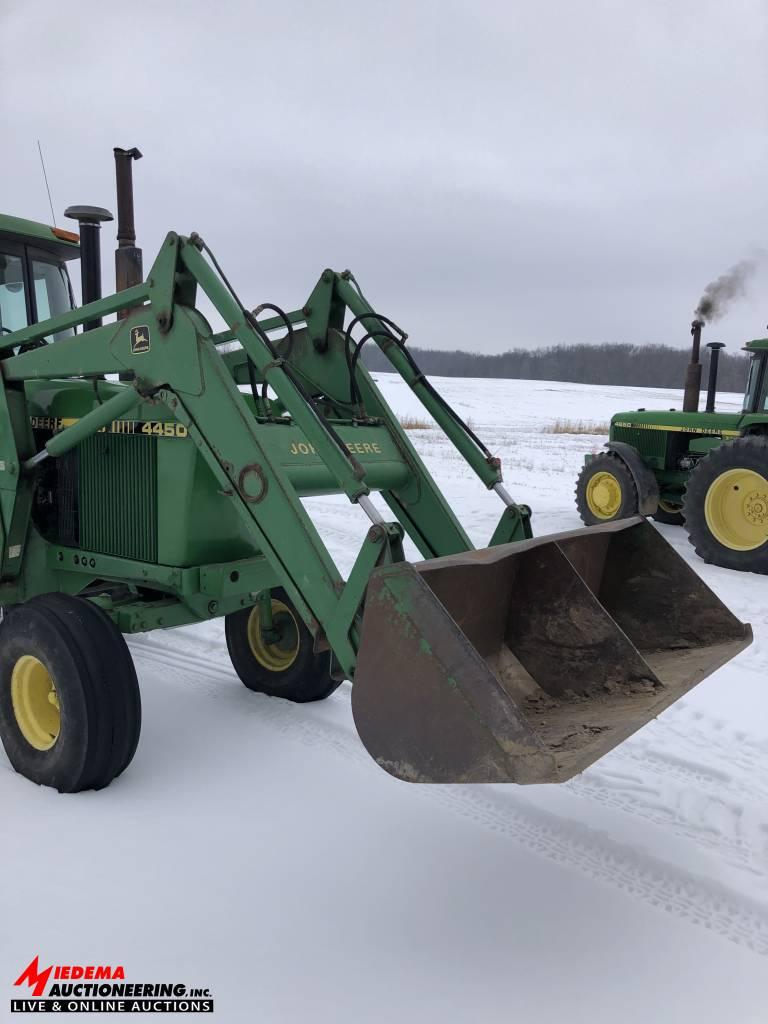 JOHN DEERE 4450 TRACTOR WITH 265 LOADER, 2WD, 5749 HOURS, 18.4R42 DUALS, 2 SEV'S, QUICK HITCH, PTO,