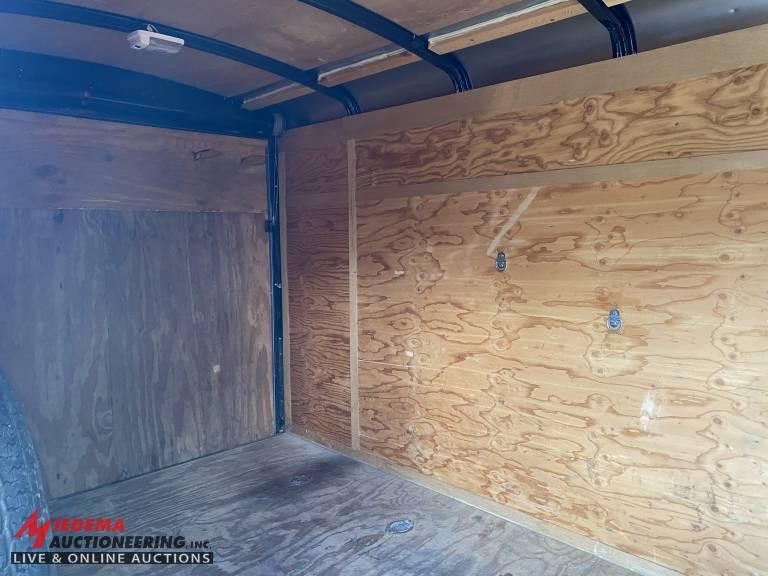 2002 SOUTH WEST SINGLE AXLE ENCLOSED TRAILER, 12', REAR SWING DOORS & SIDE DOOR, 2'' BALL