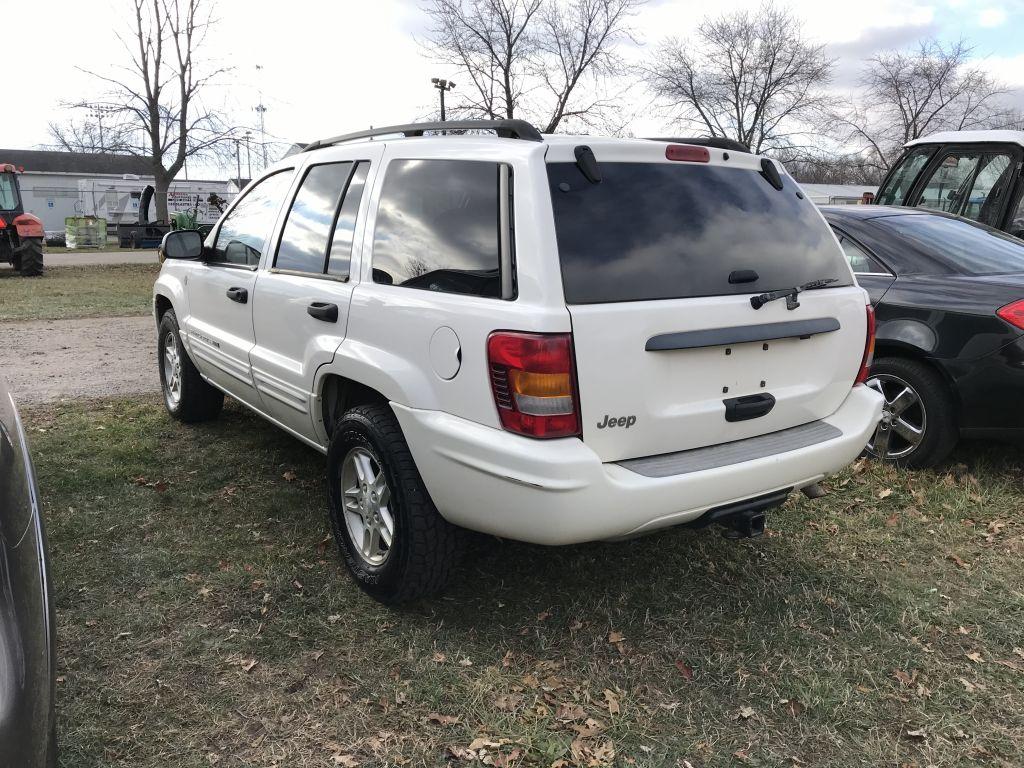 2004 JEEP GRAND CHEROKEE SUV, 4.0L GAS ENGINE, AUTO TRANS, 4X4, LEATHER, PW/PL/PM, AM/FM-CD-CASS, AS