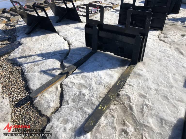 FORK ATTACHMENT WITH 60'' FORKS, SKID STEER MOUNT