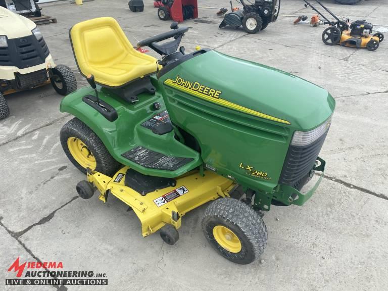 JOHN DEERE LX280 LAWN MOWER, 48'' DECK, ALL WHEEL STEER, 18-HP ENGINE, 430 HOURS SHOWING