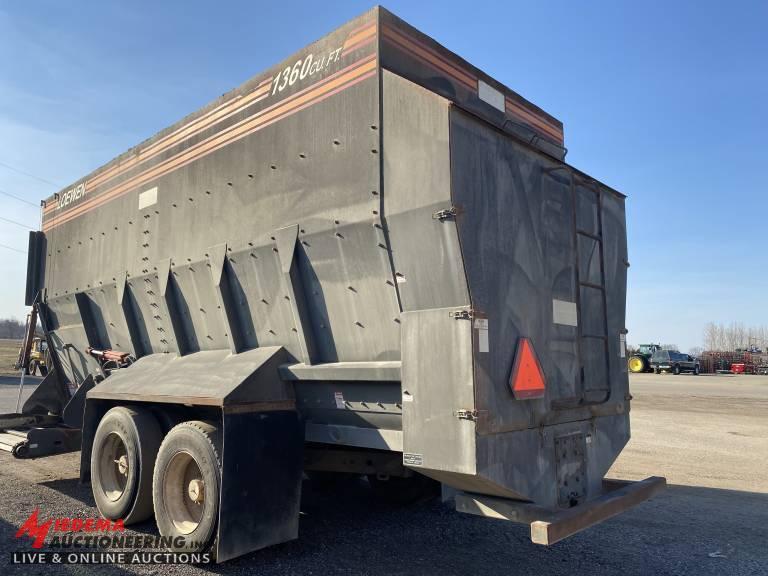 2010 LOEWEN 1360 CU.FT. MIXER, MODEL H1360W2, S/N: 63126