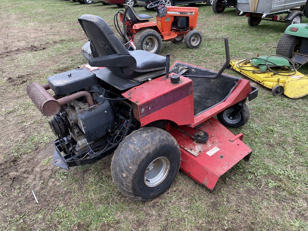 WHEEL HORSE 724Z ZERO TURN MOWER, 60'' DECK, ONAN GAS ENGINE