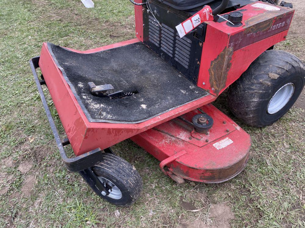 WHEEL HORSE 724Z ZERO TURN MOWER, 60'' DECK, ONAN GAS ENGINE