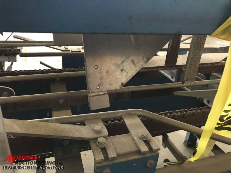 SVD428E BOX CHAIN CONVEYOR, 11' LONG