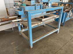 LAKEWOOD BOX FILLER MACHINE