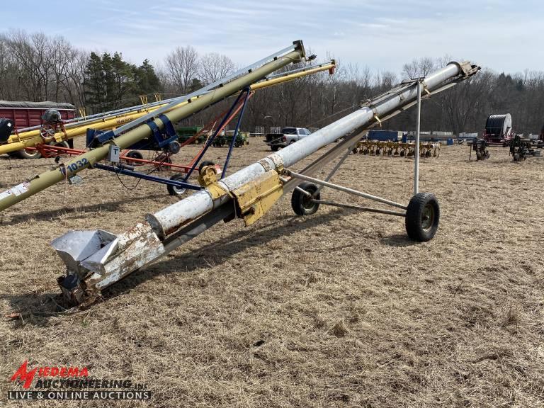 TRANSPORT BELT CONVEYOR, APPROX. 26'