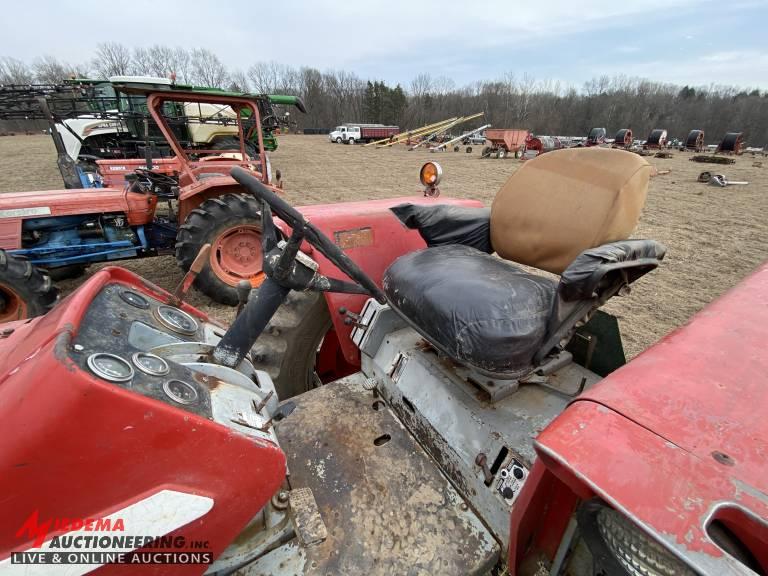 MASSEY FERGUSON 1080, DIESEL, 3PT, PTO, 2 HYD OUTLETS, 16.9-38 REAR TIRES, S/N: 9B32546