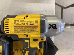 DEWALT 1/2'' IMPACT CORDLESS, 20 VOLT WITH BATTERY, CHARGER AND BAG