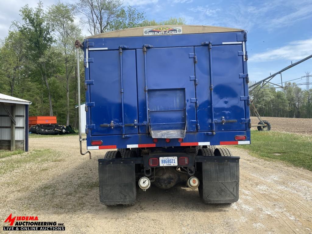 1995 FREIGHTLINER FL80 TANDEM AXLE GRAIN TRUCK, WITH FRONT LIFT AXLE, CUMMINS DIESEL, EATON FULLER 8