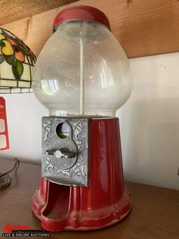 VINTAGE 5-CENT GUMBALL MACHINE, LAMP, TEAPOT