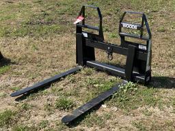 NEW WOODS 4400 PALLET FORK ATTACHMENT, 42'' FORKS, SKID STEER MOUNT