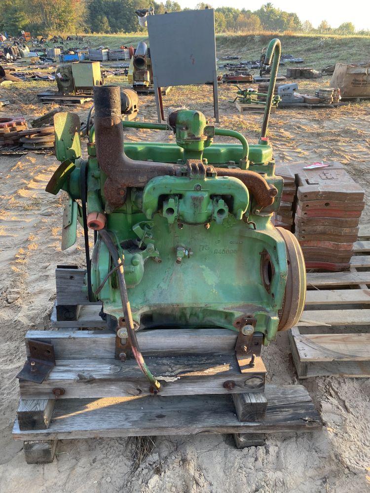 JOHN DEERE 3020 GAS ENGINE FOR PARTS