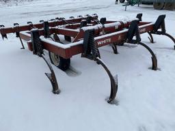 AGCO WHITE 445 9-SHANK CHISEL, MISSING SOME FRONT DISCS, 12'