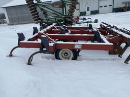 AGCO WHITE 445 9-SHANK CHISEL, MISSING SOME FRONT DISCS, 12'