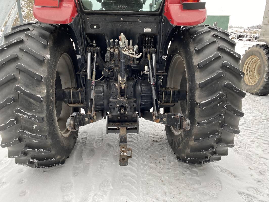 2014 CASE IH FARMALL 140A, MFWD, 140-HP DIESEL, 3PT, 540/1000 PTO, 18.4-38 REAR TIRES, 14.9-28 FRONT