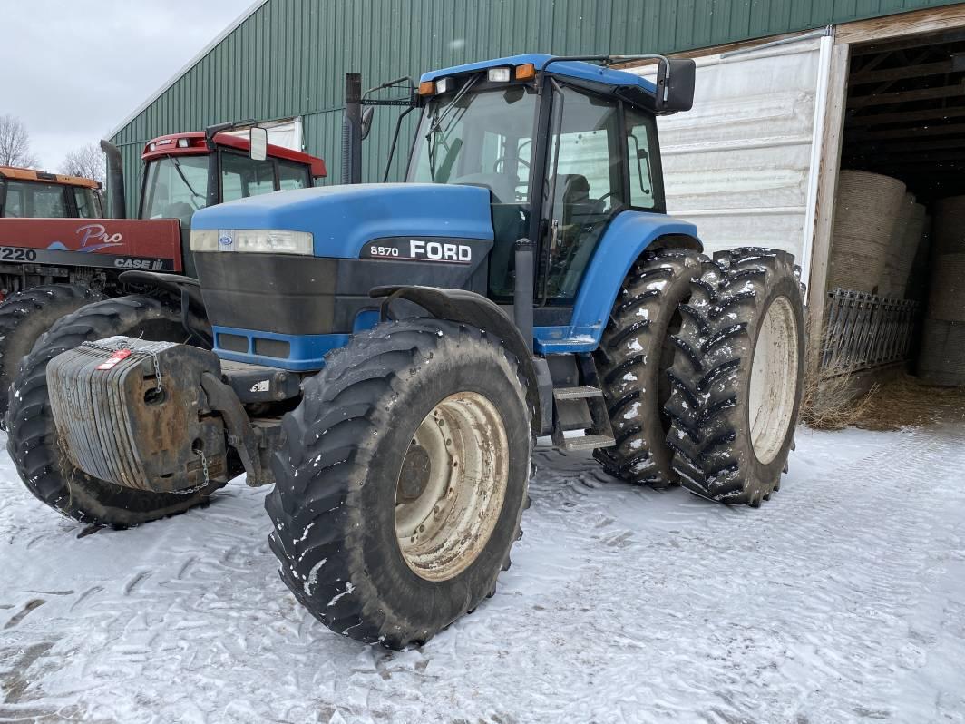 1994 FORD 8870 TRACTOR, MFWD, 210-HP DIESEL, 3PT, 1000 PTO, 4-HYD. OUTLETS, 480/80R46 REAR DUALS, 42