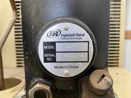 INGERSOLL RAND AIR COMPRESSOR