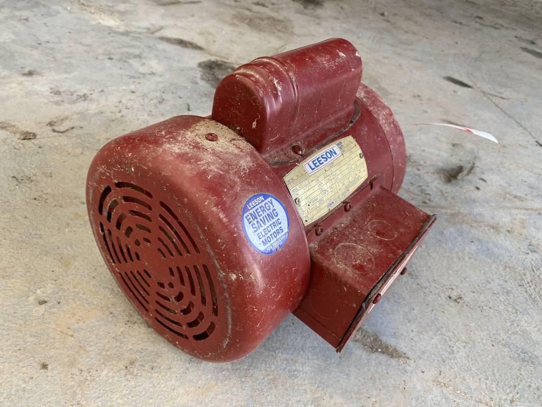 ELECTRIC MOTOR, LEESON, 1-HP, 115 VOLT, SINGLE PHASE, 1725 RPM