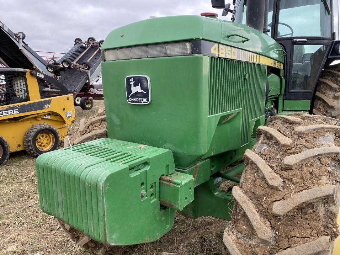 JOHN DEERE 4850 TRACTOR, 4WD, 3PT WITH QUICK HITCH, PTO, 2-REMOTES, 18.4R42 REAR DUALS, 16.9R28 FRON