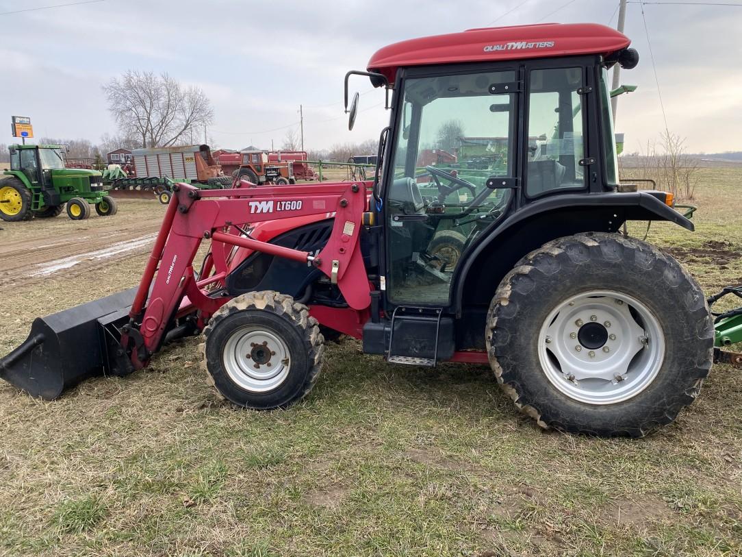 TYM T603 TRACTOR, TYM LT600 LOADER, CAB, MFWD, 3PT, 540 PTO, 2-HYD. OUTLETS, 16.9-24 REAR TIRES, 12X