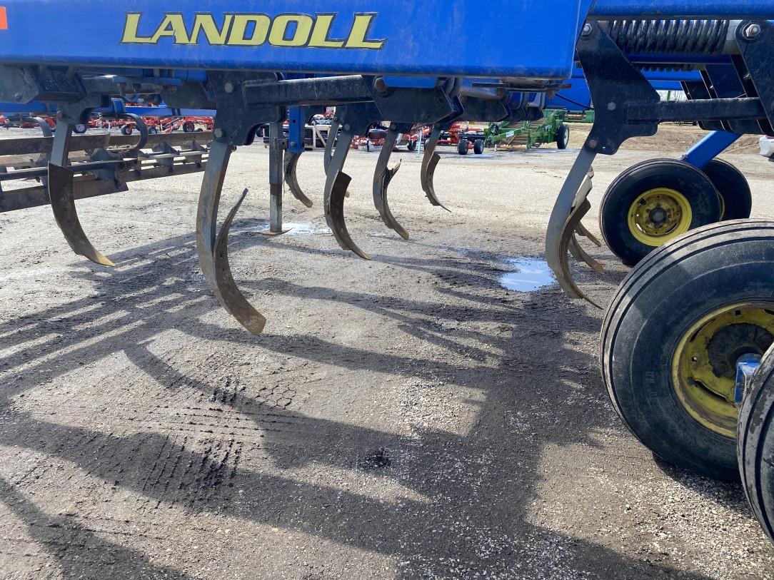 2008 LANDOLL 2100-11 CHISEL PLOW, 11-SHANK WITH CHOPPER REEL, AUTO RESET SHANKS, SINGLE POINT DEPTH,