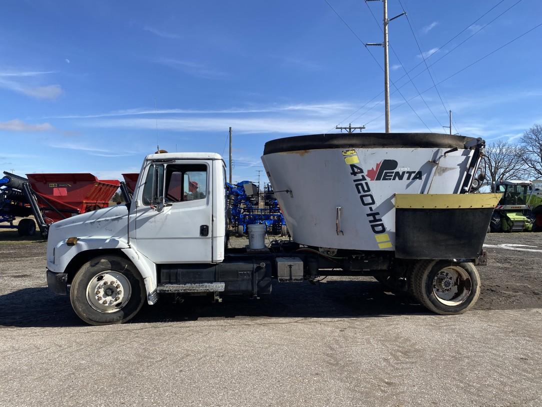 1995 FREIGHTLINER SINGLE AXLE MIXER TRUCK, 5.9L CUMMINS DIESEL, 6-SPEED TRANS, AIR BRAKES, PENTA 412