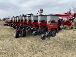 2011 CASE IH 1240 EARLY RISER PLANTER, 16R30'', AIR DOWN FORCE, CHAIN DRIVE, AIR CLUTCHES, ROW MARKE