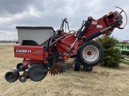 2011 CASE IH 1240 EARLY RISER PLANTER, 16R30'', AIR DOWN FORCE, CHAIN DRIVE, AIR CLUTCHES, ROW MARKE