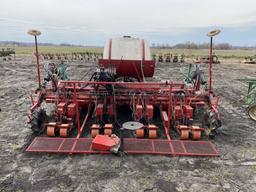 STANHAY PLANTER, 4-DOUBLE ROW (8 UNITS), WITH BEDDER & FERTILIZER APPLICATOR