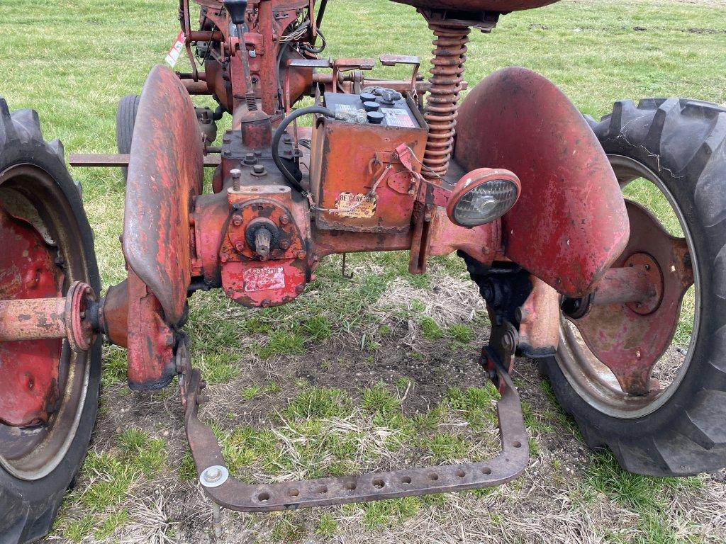 FARMALL MCCORMICK CUB TRACTOR, GAS ENGINE, PTO, WITH CULTIVATOR FRAME, 8-24 REAR TIRES, S/N: 178474