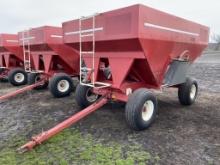 EZ TRAIL 3400 GRAVITY WAGON ON 1074 GEAR