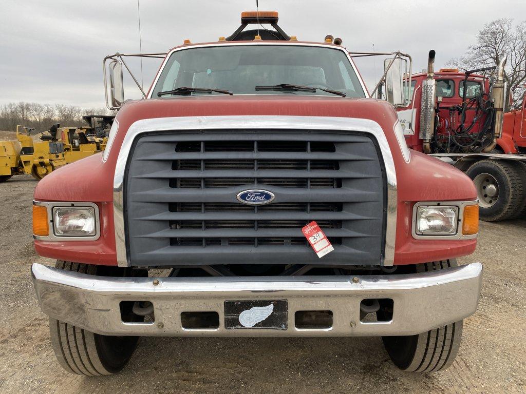 1997 FORD F-SERIES SINGLE AXLE SEAL COAT TRUCK, CUMMINS 5.9L DIESEL, AUTO TRANS