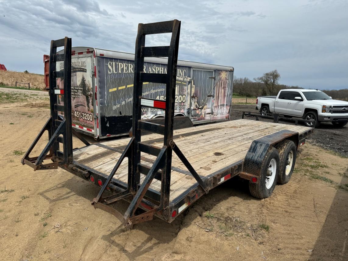 2017 PJ TANDEM AXLE EQUIPMENT TRAILER