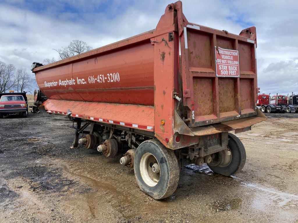 2004 J&J QUAD AXLE LEAD RUBBLE TUB, TRAILER ROLLED OVER, FRAME IS BENT, BOX APPEARS GOOD, MISSING MO