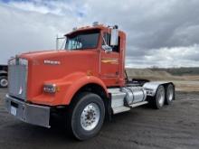 1988 KENWORTH T800 TANDEM AXLE SEMI TRUCK, 3406 CAT DIESEL, 13-SPEED TRANS, WET KIT, JAKE BRAKE, ALU