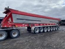 2005 RED RIVER 8-AXLE LIVE BOTTOM TRAILER, MODEL 01B840, TARP, ALL ALUMINUM WHEELS EXCEPT THE BACK A