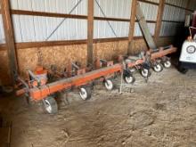 6-ROW CULTIVATOR, 3PT