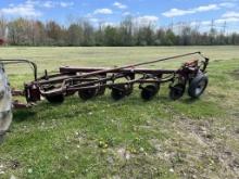 INTERNATIONAL 5500 5-BOTTOM PLOW, 3PT